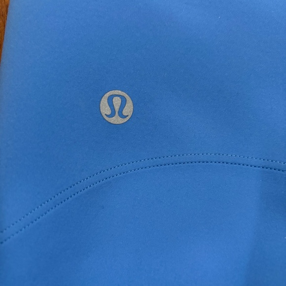 Lululemon Glow Up Super-High-Rise Short 6" Pool Party - Picture 7 of 8